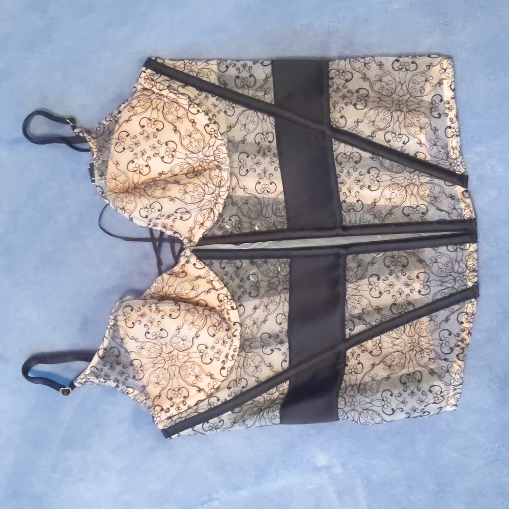 Victoria's Secret bustier, 34C, NWT